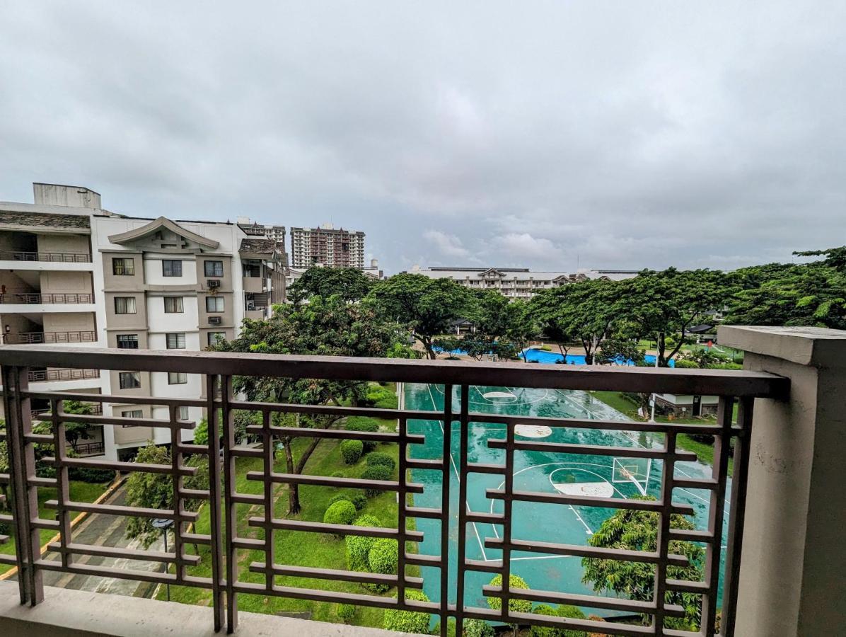 Apartamento Acacia Estates' The Getaway Taguig Jade Tower Manila Exterior foto